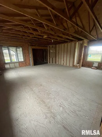 $195,000 | 7837 Highway 37, Benton, IL 62812