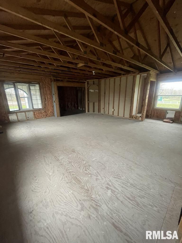 7837 Highway 37 Benton, IL 62812 - Photo 21 of 37 a view of an empty room with a window