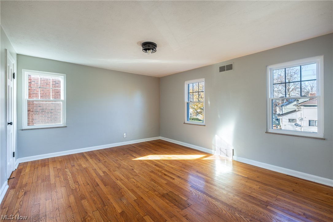 3814 Silsby Road Cleveland, OH 44118 - Photo 16 of 25 Gallery Image 16