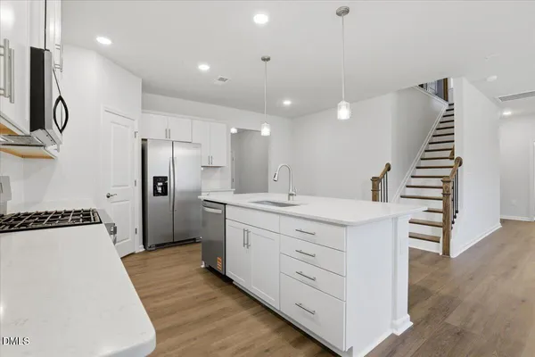 $2,590 | 513 Prestonfield Way, Raleigh, NC 27603