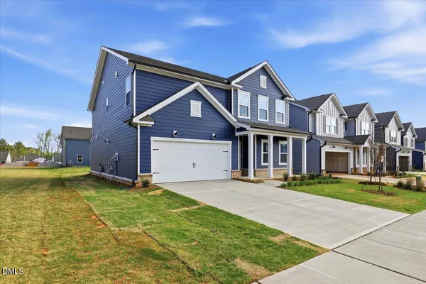 $2,590 | 513 Prestonfield Way, Raleigh, NC 27603