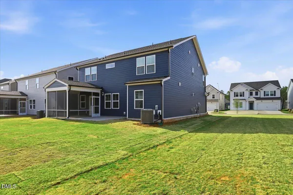 $2,590 | 513 Prestonfield Way, Raleigh, NC 27603