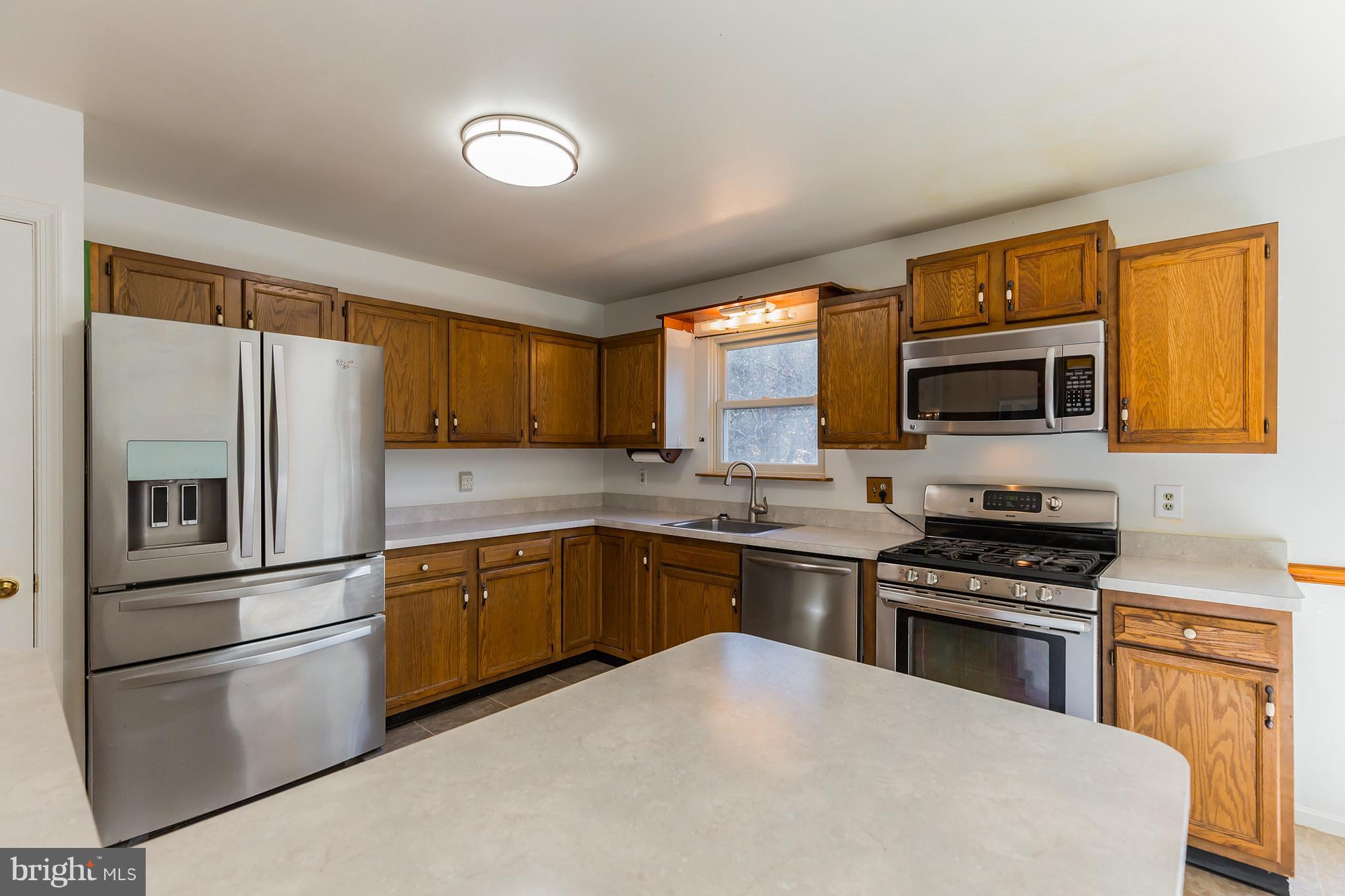 3431 Allday Road Huntingtown, MD 20639 - Photo 3 of 30 Kitchen