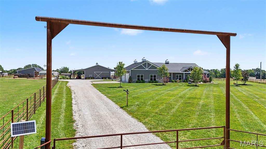 219 Fieth Road Troy, MO 63379 - Photo 12 of 90