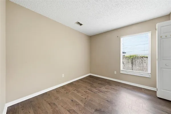 $2,100 | 2727 Mayer Street, Orlando, FL 32806