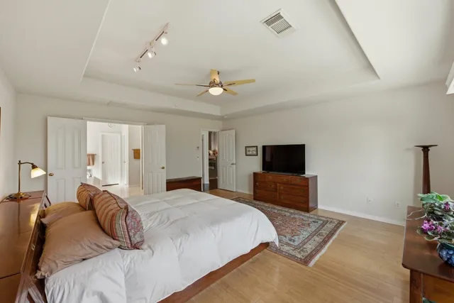 $985,000 | 4705 Foster Ranch Road, Austin, TX 78735