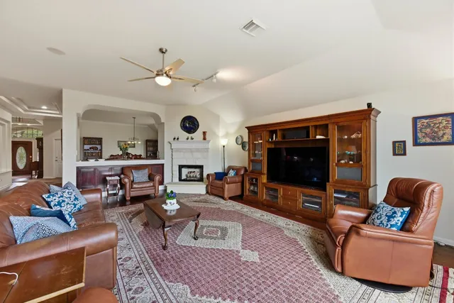 $985,000 | 4705 Foster Ranch Road, Austin, TX 78735