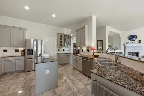 $985,000 | 4705 Foster Ranch Road, Austin, TX 78735