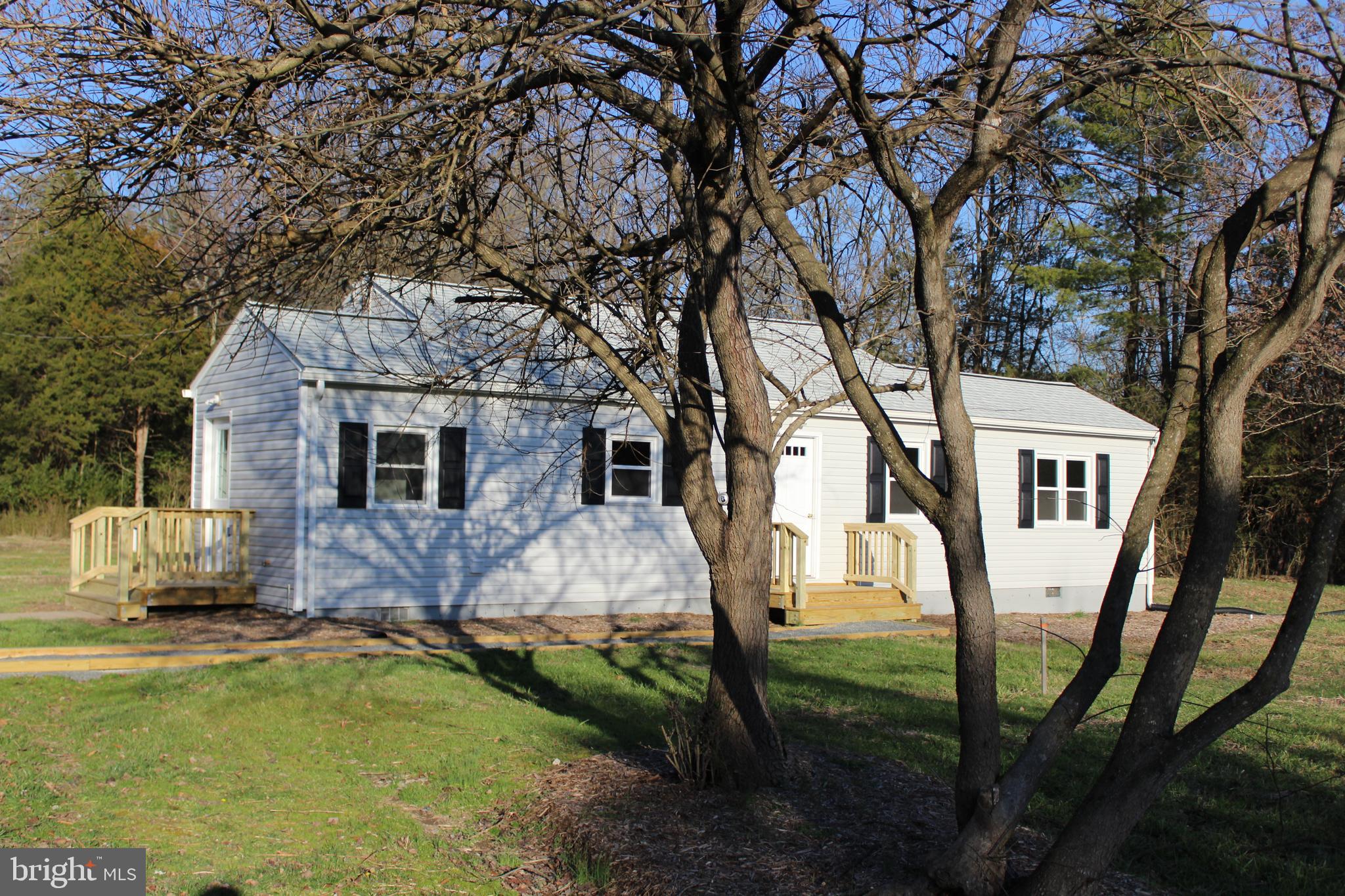 7472 Sumerduck Road Remington, VA 22734 - Photo 1 of 17 Front elevation