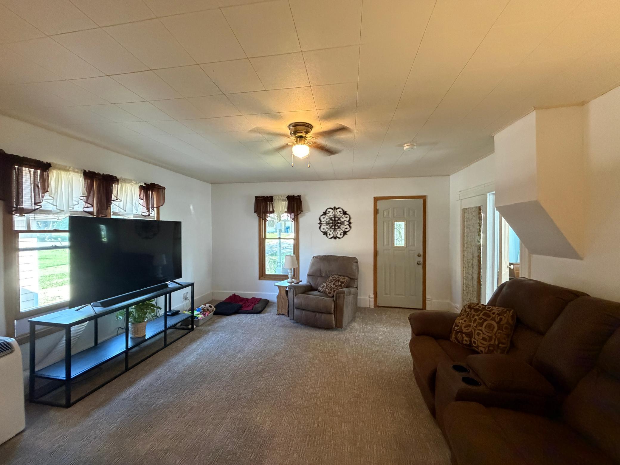 206 2nd Street Hardwick, MN 56134 - Photo 9 of 39