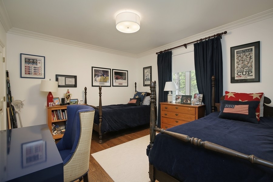 641 Briar Lane Northfield, IL 60093 - Photo 23 of 35 a living room with furniture and a window
