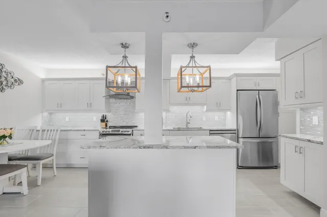 $4,000 | 4444 Northeast Ocean Boulevard, Unit E2, Jensen Beach, FL 34957