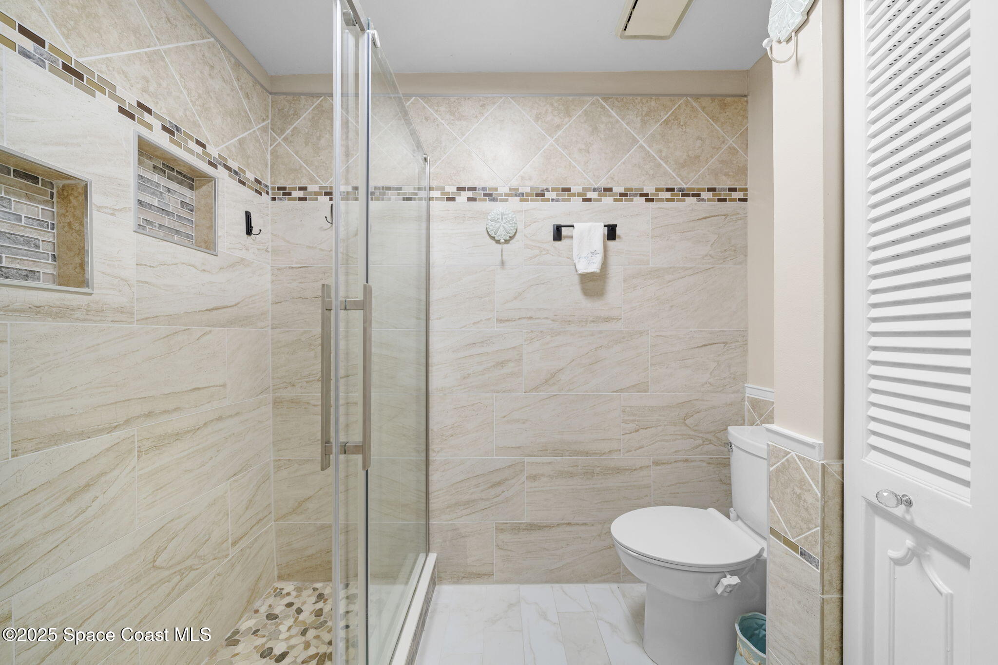 200 South Banana River Boulevard, Unit 803 Cocoa Beach, FL 32931 - Photo 24 of 46 Primary bath