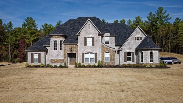 $684,000 | 11282 Vicki's Lane, Olive Branch, MS 38654