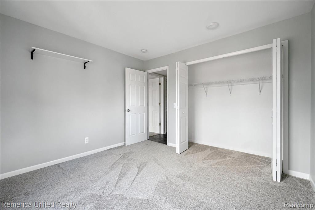 507 West Highland Road, Unit D9 Howell, MI 48843 - Photo 18 of 27 Gallery Image 18
