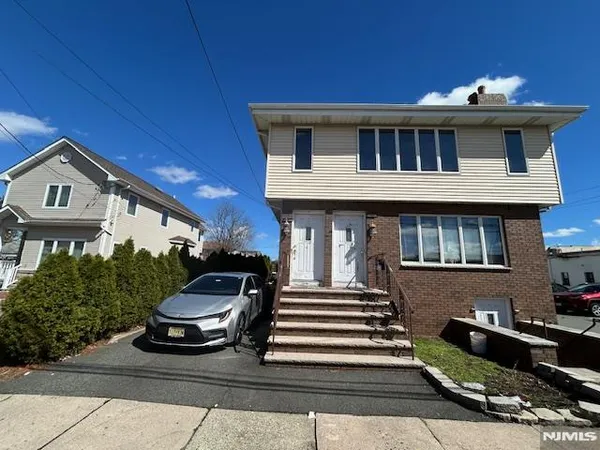 $3,200 | 1-09 27th Street, Fair Lawn, NJ 07410