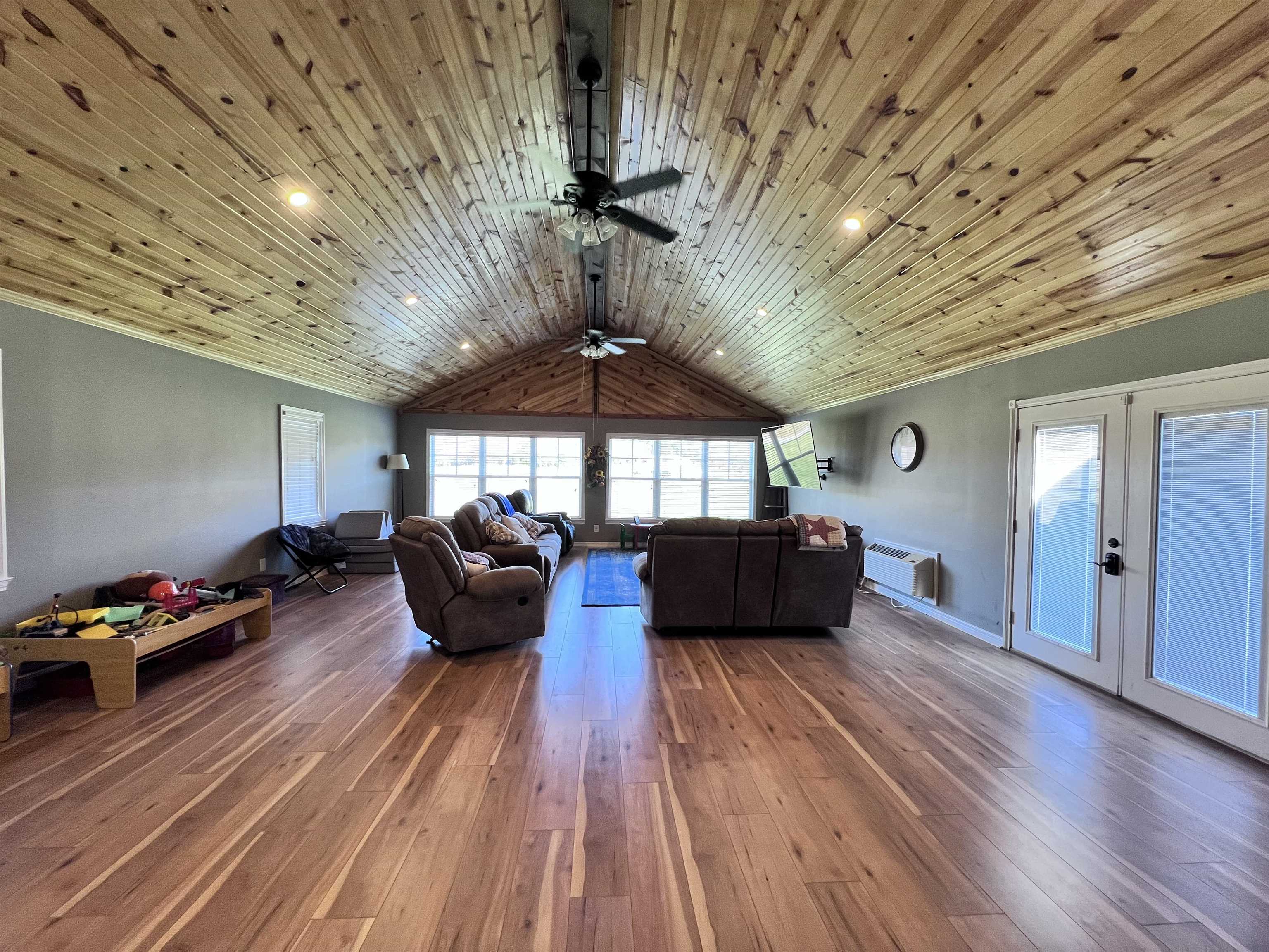 141 Freeman Road Hillsboro, KY 41049 - Photo 14 of 41 Gallery Image 14