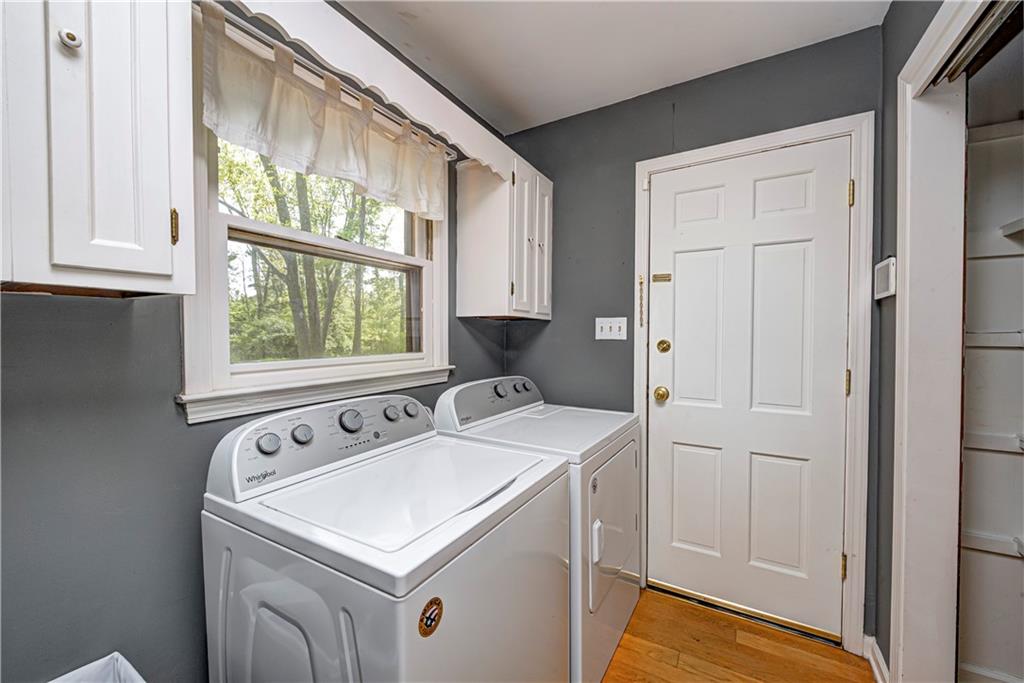 1507 Brewster Road Indianapolis, IN 46260 - Photo 16 of 56