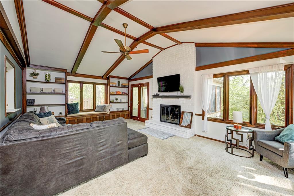 1507 Brewster Road Indianapolis, IN 46260 - Photo 17 of 56