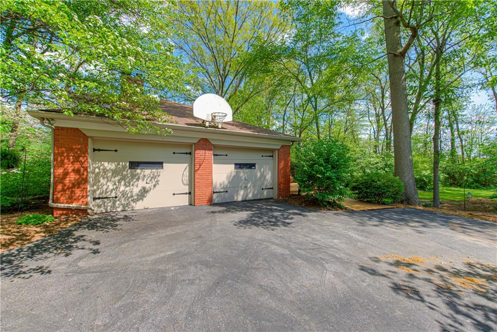 1507 Brewster Road Indianapolis, IN 46260 - Photo 45 of 56