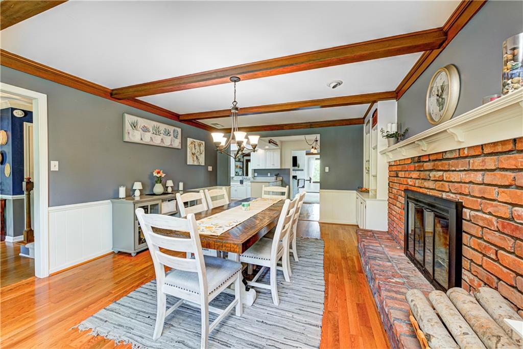 1507 Brewster Road Indianapolis, IN 46260 - Photo 8 of 56