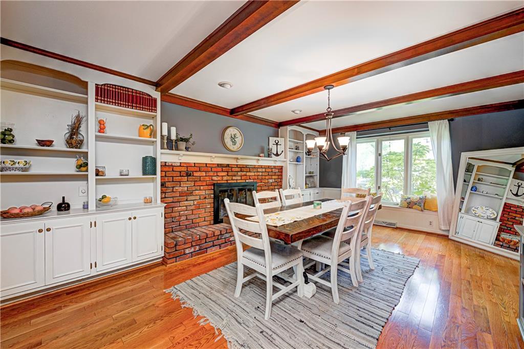 1507 Brewster Road Indianapolis, IN 46260 - Photo 9 of 56