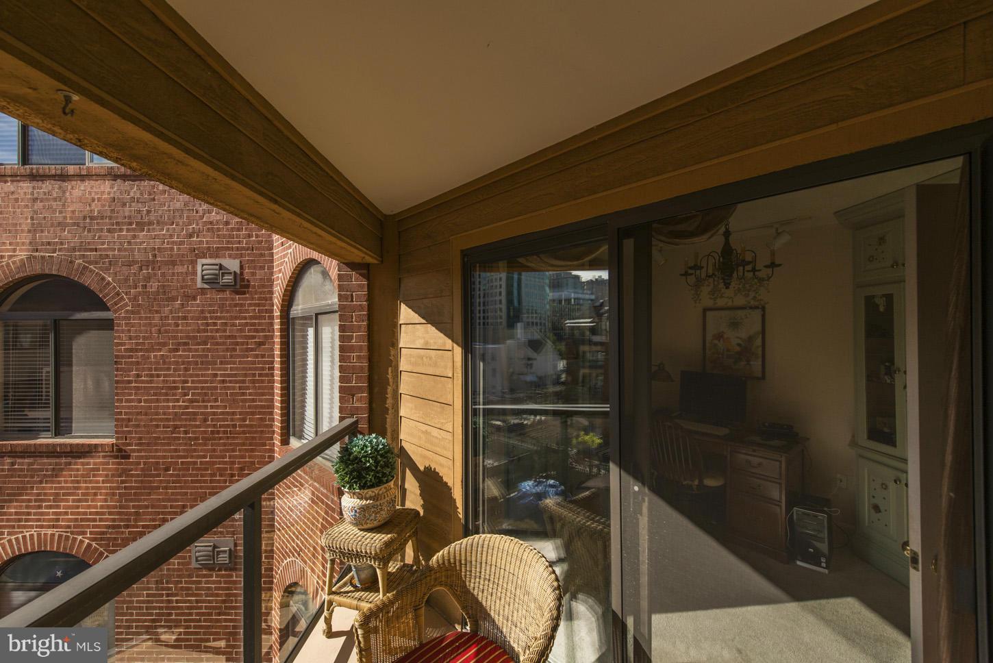 1029 North Stuart Street, Unit 405 Arlington, VA 22203 - Photo 16 of 20 Exterior (Rear)