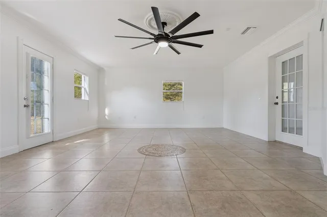 $375,000 | 201 Glenridge Loop South, Lakeland, FL 33809