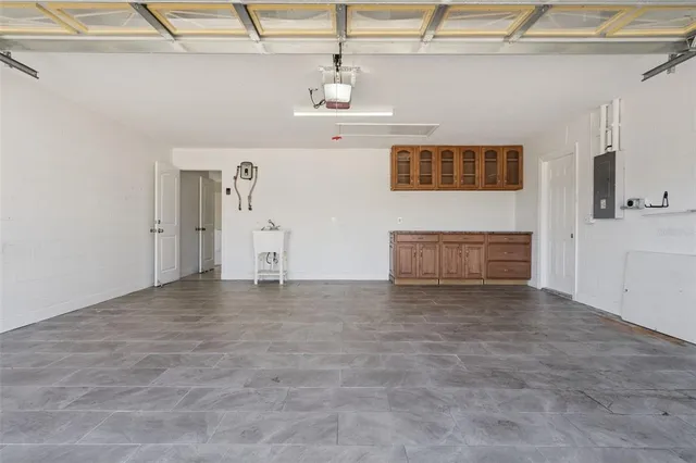 $375,000 | 201 Glenridge Loop South, Lakeland, FL 33809