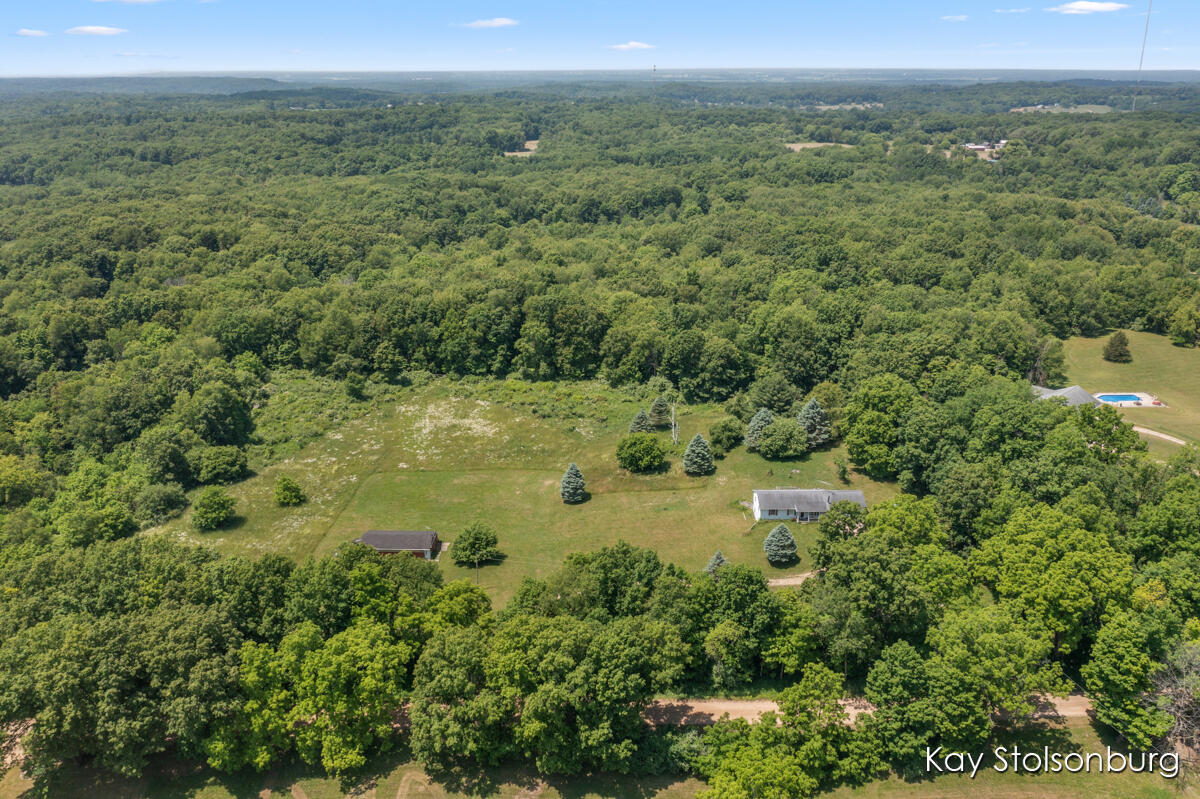 6800 McKibben Road Delton, MI 49046 - Photo 21 of 53 IMG_1020