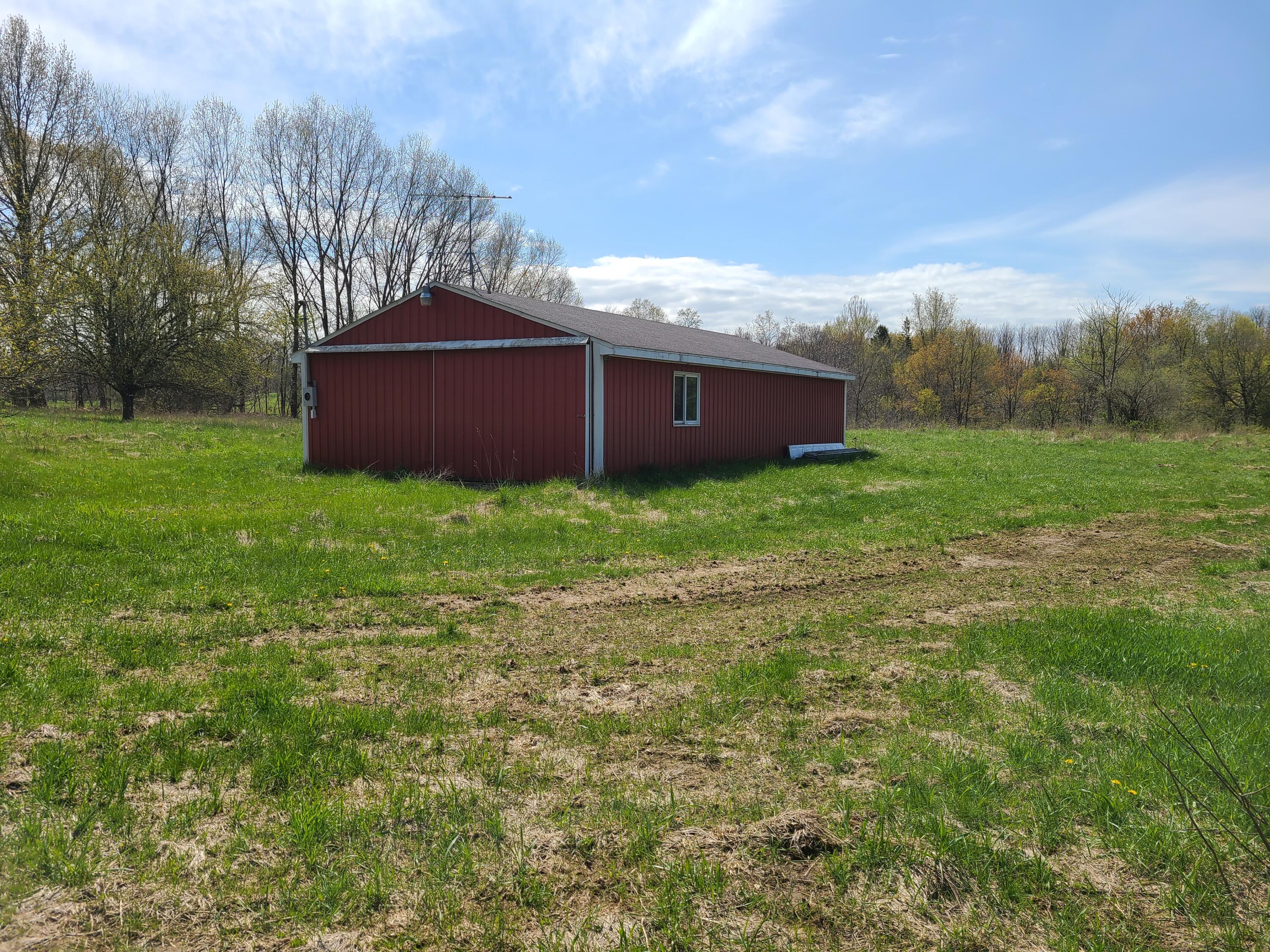 6800 McKibben Road Delton, MI 49046 - Photo 36 of 53 20230504_120144