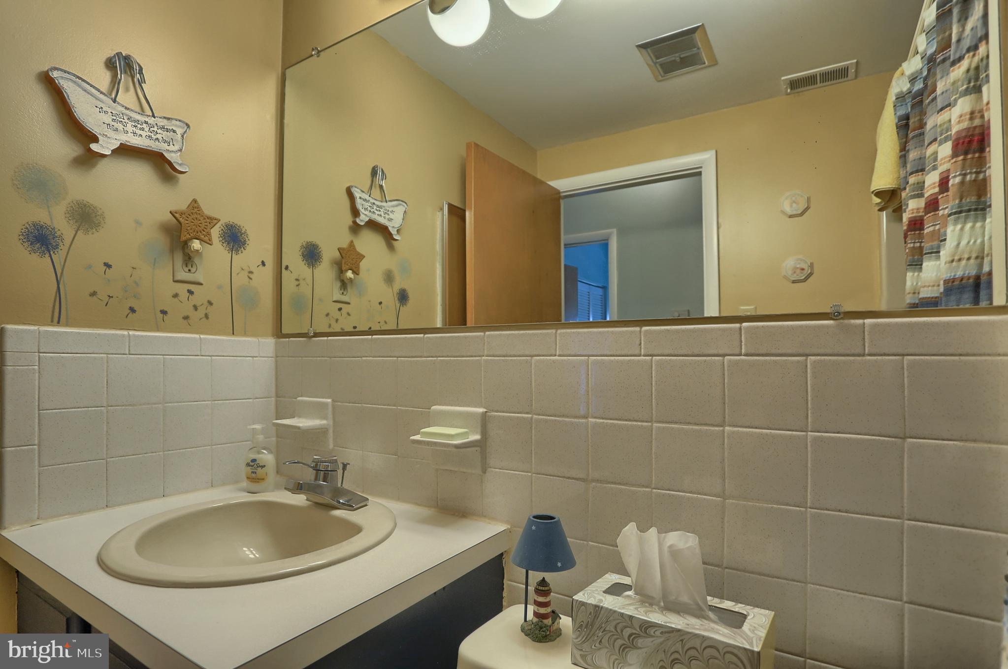 2 F Fairway Road, Unit 2F Reading, PA 19607 - Photo 15 of 21 Gallery Image 15