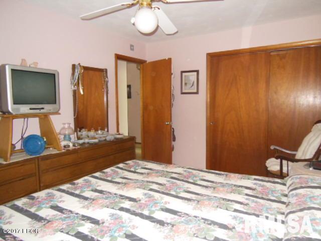 802 Austin Avenue Flora, IL 62839 - Photo 34 of 50 Gallery Image 34