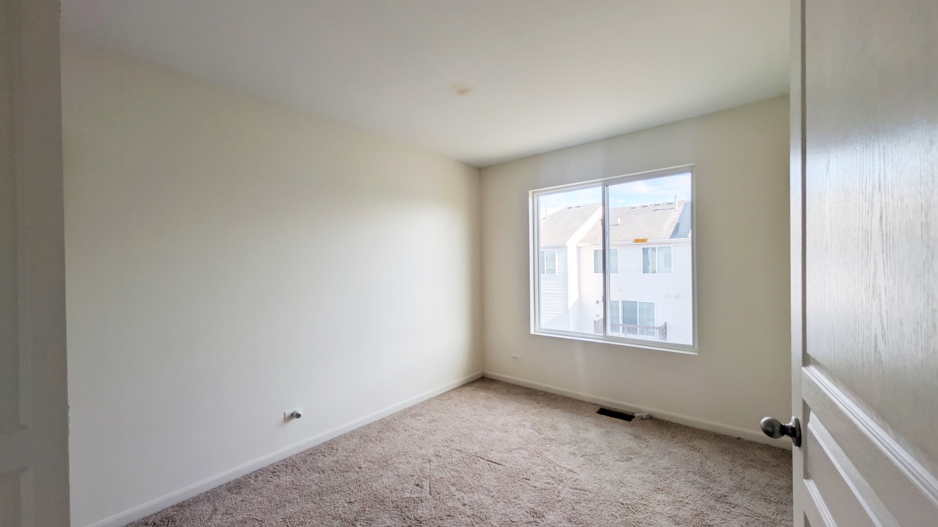 593 Treble Lane, Unit 593 Volo, IL 60073 - Photo 9 of 13