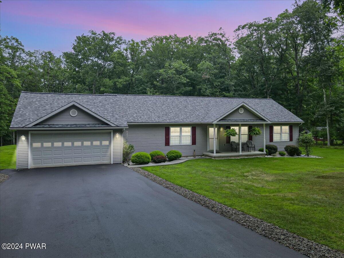 114 Ridgewood Lane Hawley, PA 18428 - Photo 4 of 45 IMG_5703
