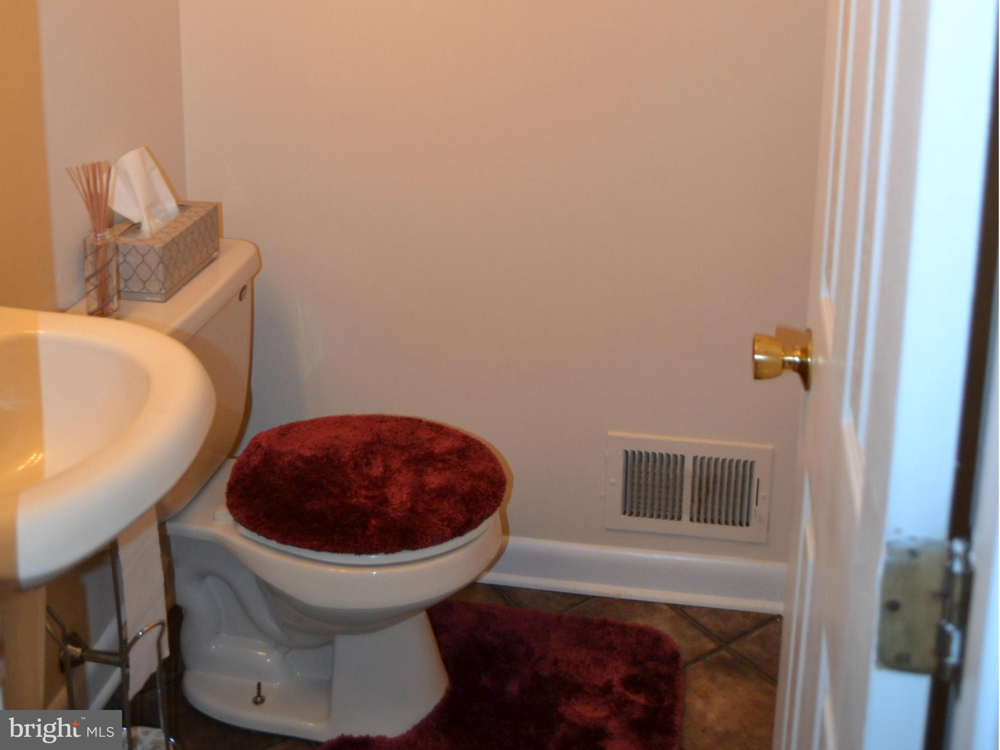 7860 Walnut Grove Road Severn, MD 21144 - Photo 16 of 27 Bath