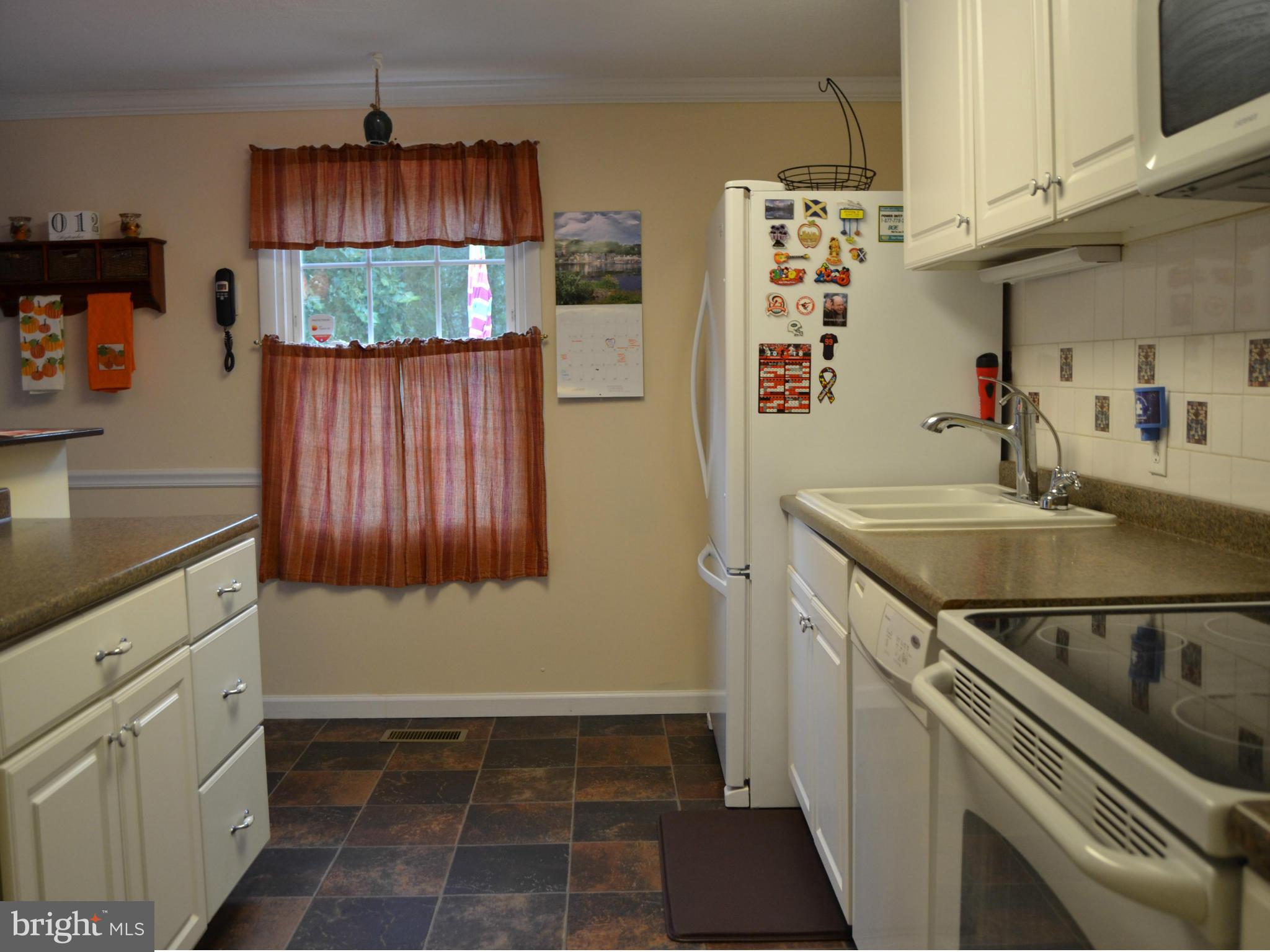 7860 Walnut Grove Road Severn, MD 21144 - Photo 3 of 27 Kitchen