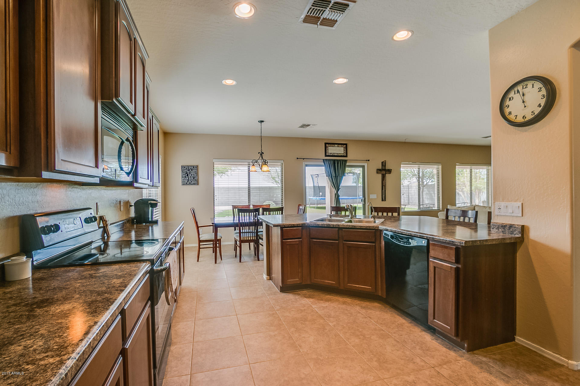 9699 Barley Road Florence, AZ 85132 - Photo 11 of 59 Kitchen