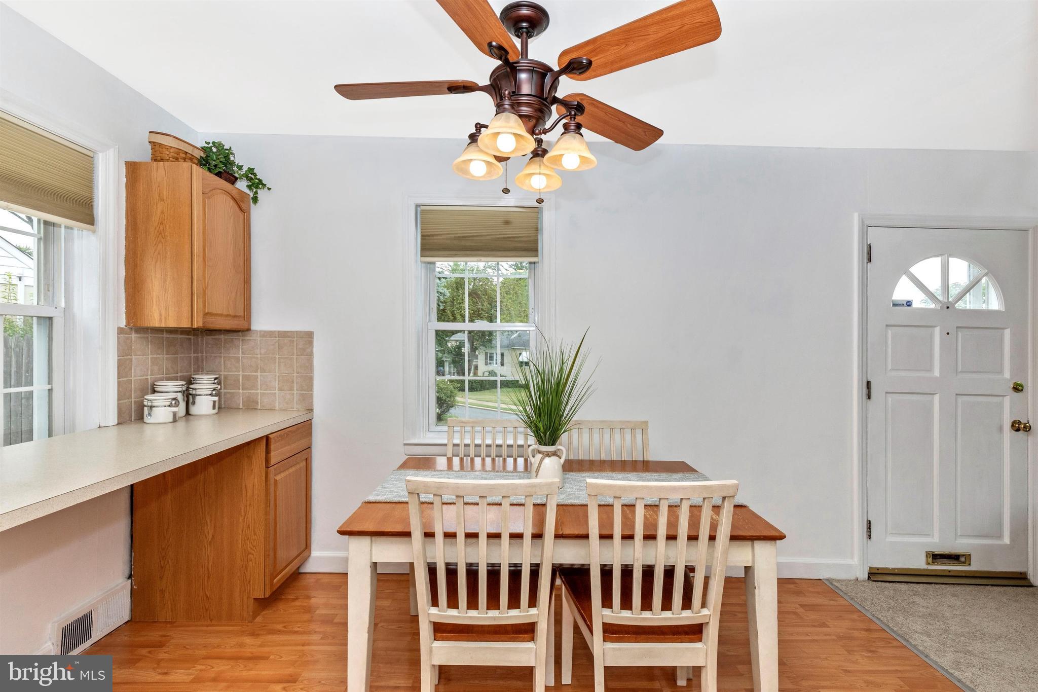 8612 Sagamore Road Philadelphia, PA 19128 - Photo 8 of 29 Dining Room