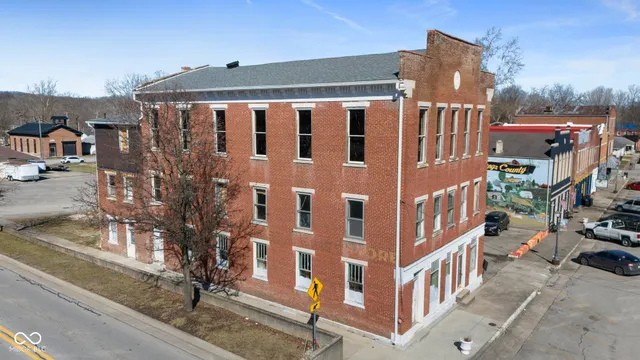 $199,900 | 5 North Pike Street, Vernon, IN 47282