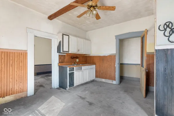 $199,900 | 5 North Pike Street, Vernon, IN 47282