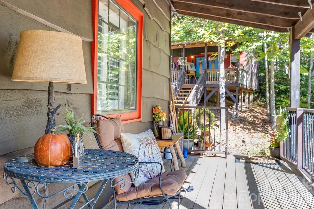 111 Elkhound Road Waynesville, NC 28785 - Photo 11 of 47 Gallery Image 11