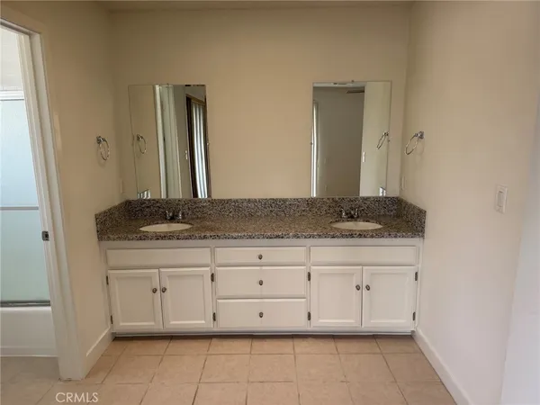 $3,395 | 1029 West 161st Street, Unit O, Gardena, CA 90247