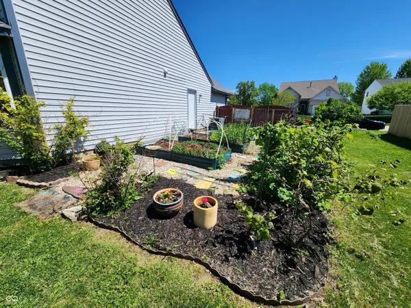 $349,000 | 6136 Sandcherry Drive, Indianapolis, IN 46236