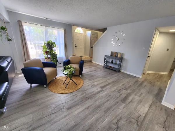 $349,000 | 6136 Sandcherry Drive, Indianapolis, IN 46236