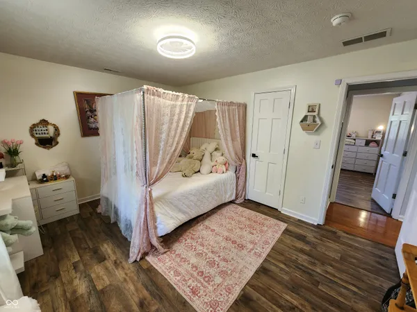 $349,000 | 6136 Sandcherry Drive, Indianapolis, IN 46236