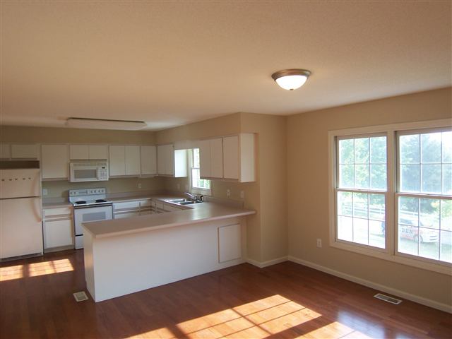 638 Barnes Road Seneca, SC 29672 - Photo 7 of 23 Gallery Image 7
