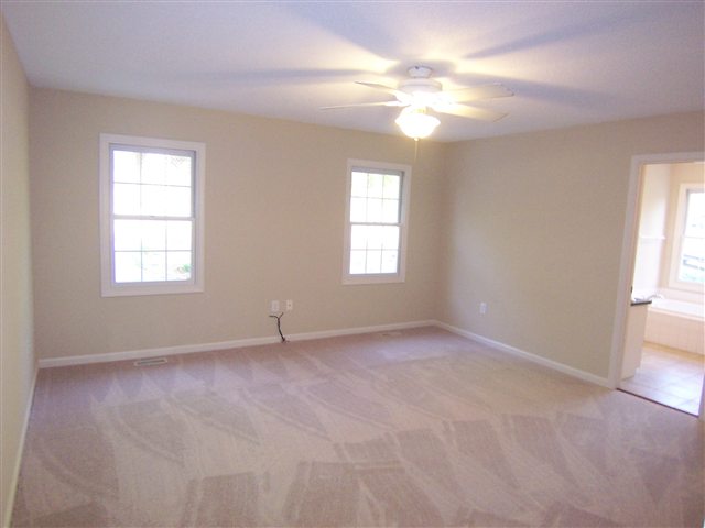 638 Barnes Road Seneca, SC 29672 - Photo 10 of 23 Gallery Image 10