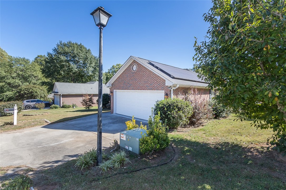 10 Woodbridge Circle Anderson, SC 29621 - Photo 3 of 50 Gallery Image 3