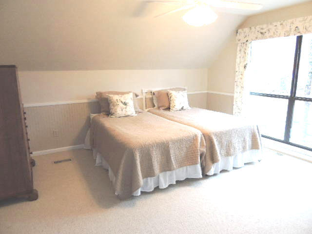 522 Cliffside Road Pikeville, TN 37367 - Photo 16 of 33 16 BEDROOM 2